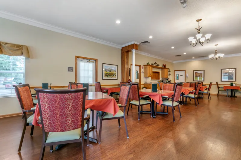 Brookdale Tullahoma - senior living in Tullahoma, Tennessee - photo 2