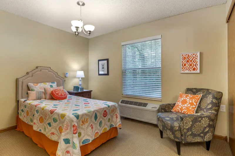 Brookdale Tyler East - senior living in Tyler, Texas - photo 3