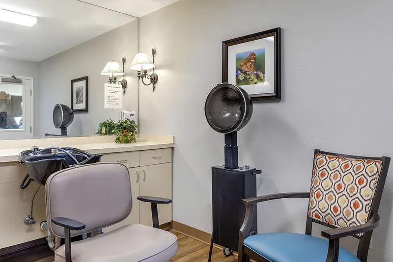 Brookdale Tyler South - senior living in Tyler, Texas - photo 7