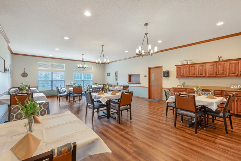 Brookdale Weatherford - senior living in Weatherford, Texas - photo 2