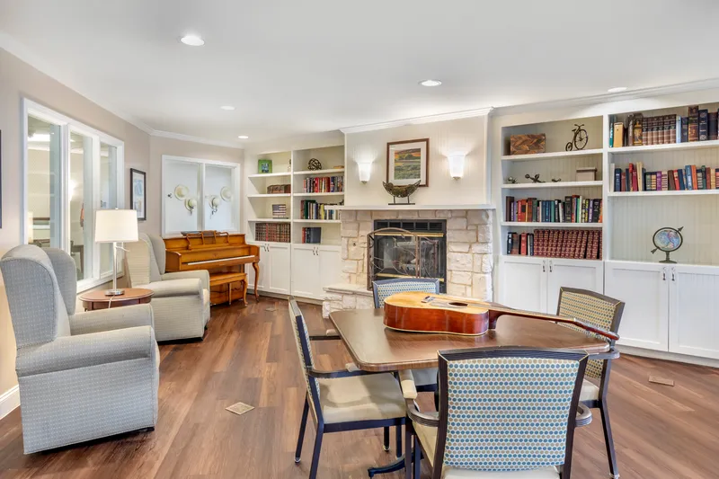 Brookdale White Rock - senior living in Dallas, Texas - photo 2