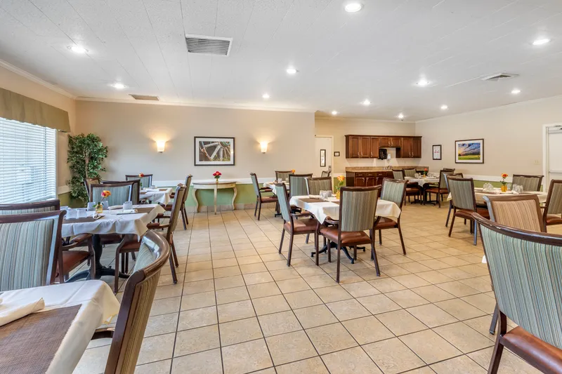 Brookdale White Rock - senior living in Dallas, Texas - photo 3