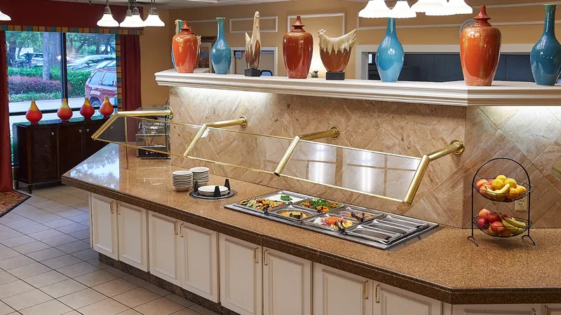 Burgundy Place photo 7