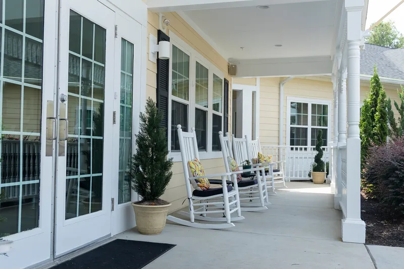 Cadence Garner by Cogir - senior living in Garner, North Carolina - photo 11