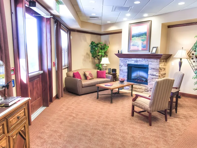 Canyon Valley Memory Care Residence photo 3