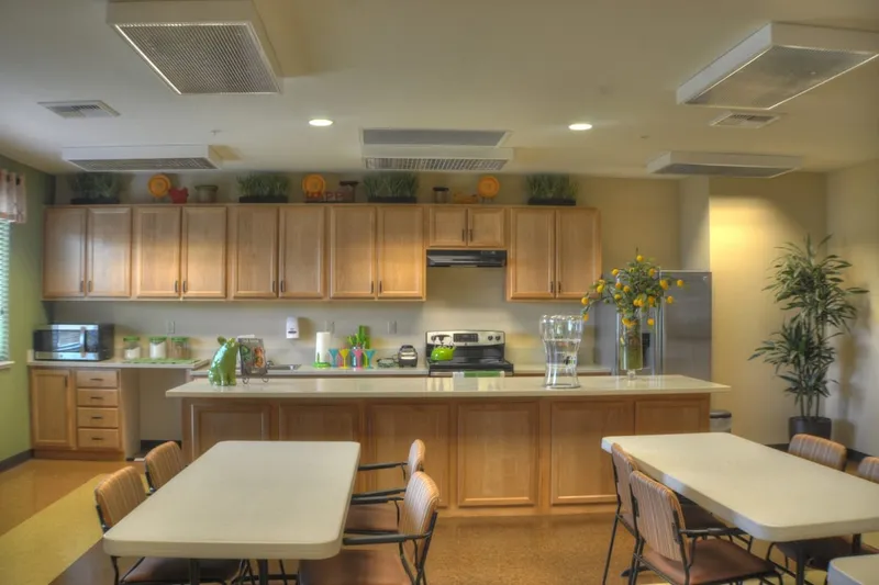 Carlton Davis photo 10