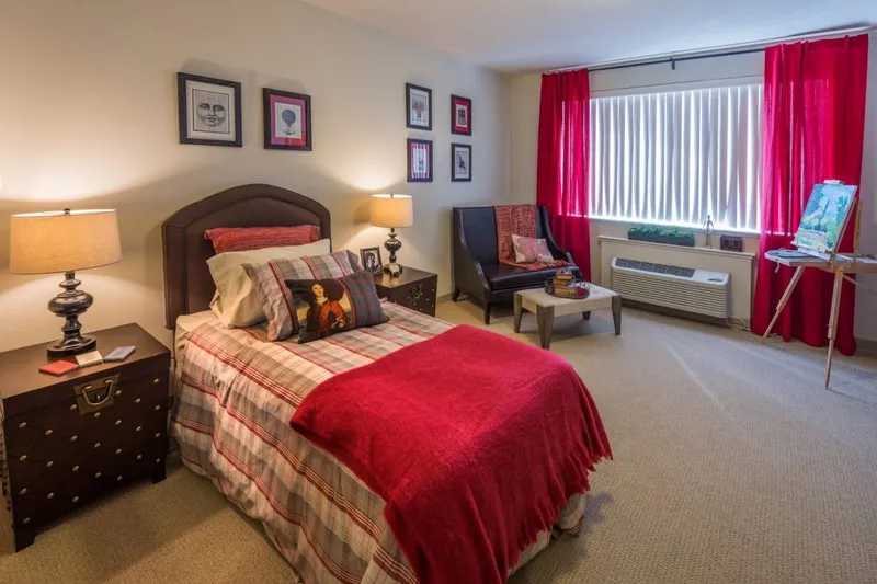 Carlton Davis photo 8