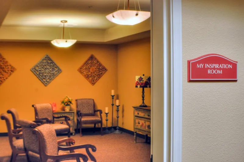 Carlton Elk Grove photo 7