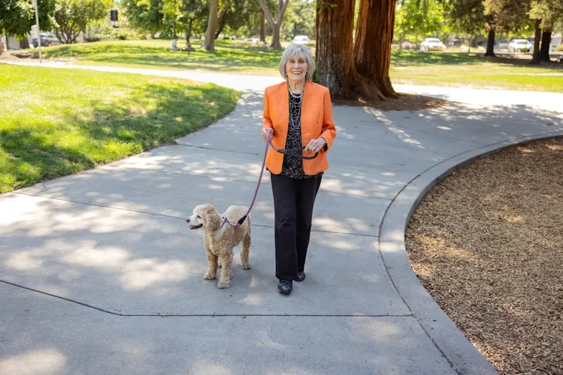 Carlton Pleasant Hill - Downtown photo 10