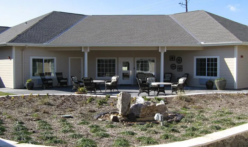 Cedar Ridge Alzheimer's Special Care Center photo 4