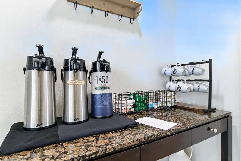 Cedar Village by Cogir - senior living in Salem, Oregon - photo 10