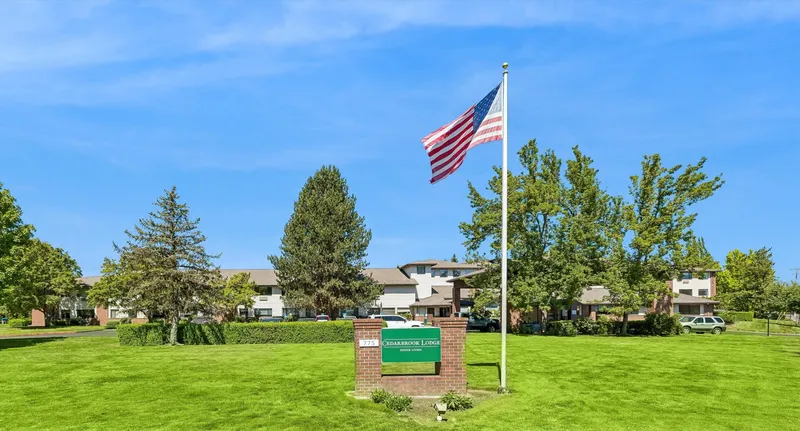 Cedarbrook Lodge Senior Living - senior living in McMinnville, Oregon - photo 3
