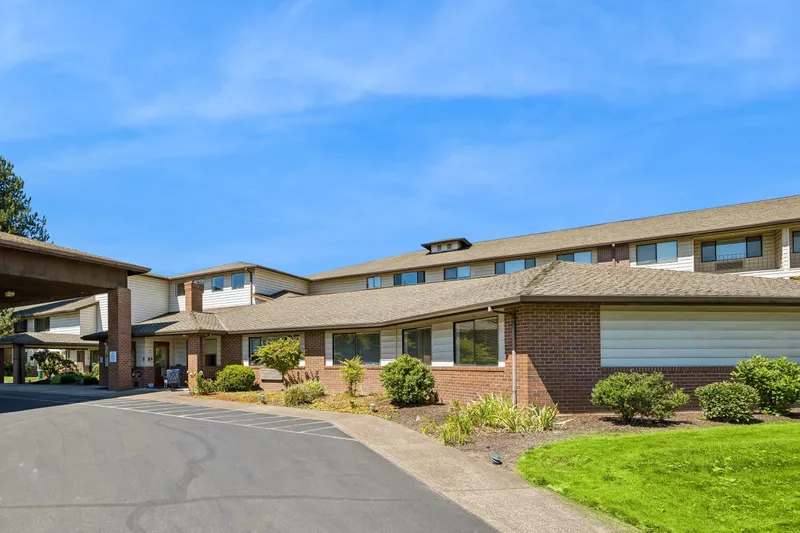 Cedarbrook Lodge Senior Living - senior living in McMinnville, Oregon - photo 4