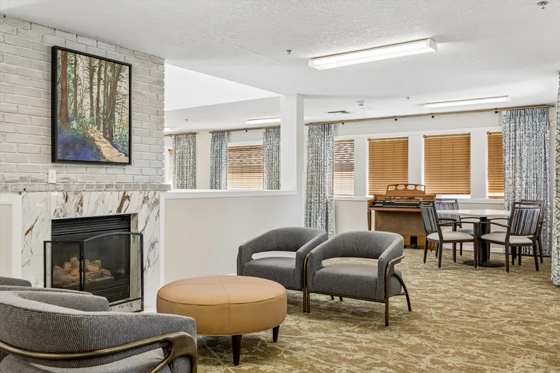 Cedarbrook Place Senior Living - senior living in McMinnville, Oregon - photo 12