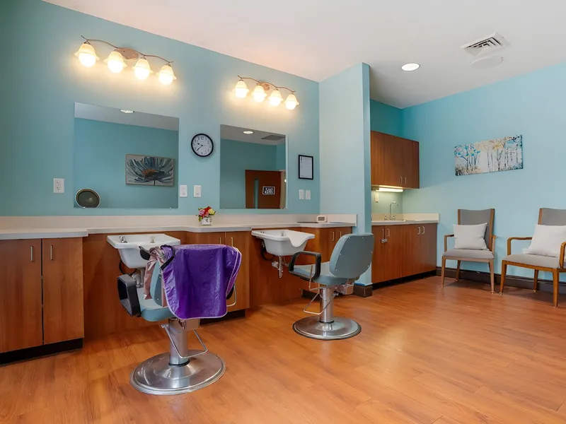 Charlton Place Rehabilitation & Health Care Center photo 2