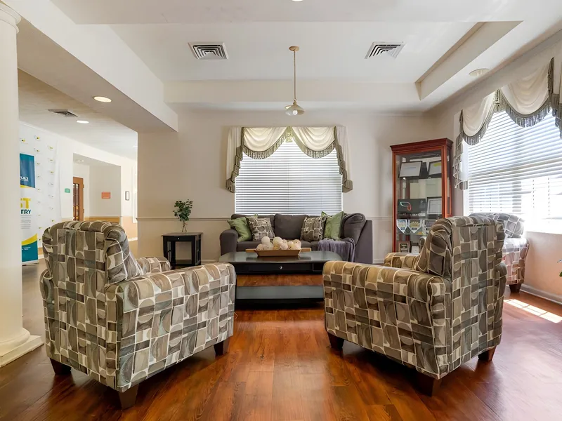 Charlton Place Rehabilitation & Health Care Center photo 3