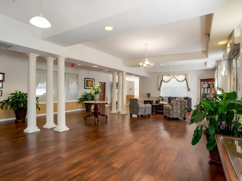 Charlton Place Rehabilitation & Health Care Center photo 4