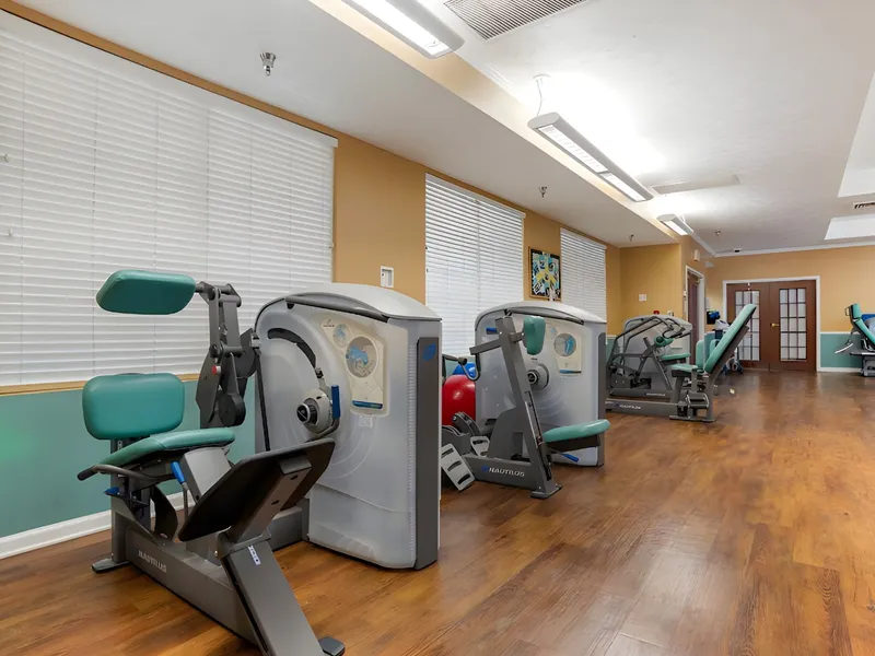 Charlton Place Rehabilitation & Health Care Center photo 5