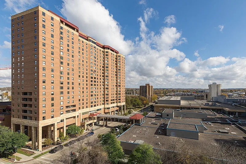 Charter House - Assisted Living, Independent Living, Skilled Nursing in Rochester, Minnesota