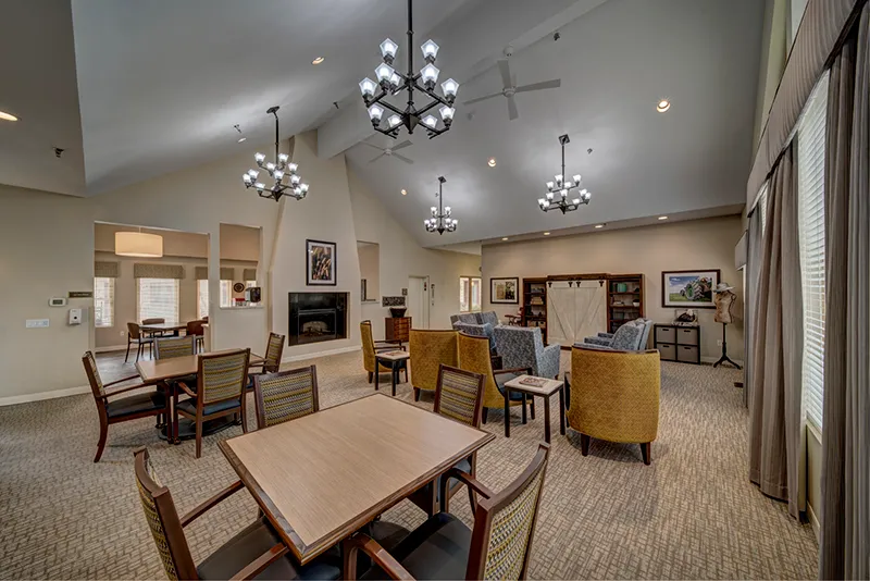 Charter Memory Care of Moline - senior living in Moline, Illinois - photo 7