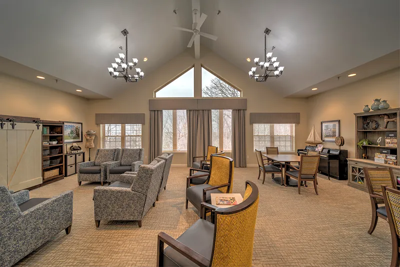 Charter Memory Care of Moline - senior living in Moline, Illinois - photo 8