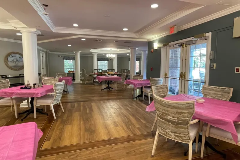 Charter Senior Living of Charlotte photo 8