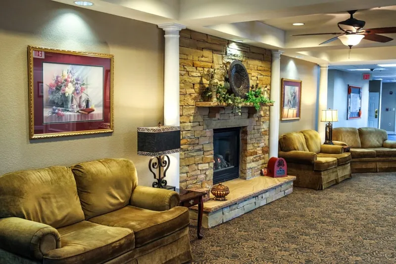 Charter Senior Living of Jefferson City photo 6