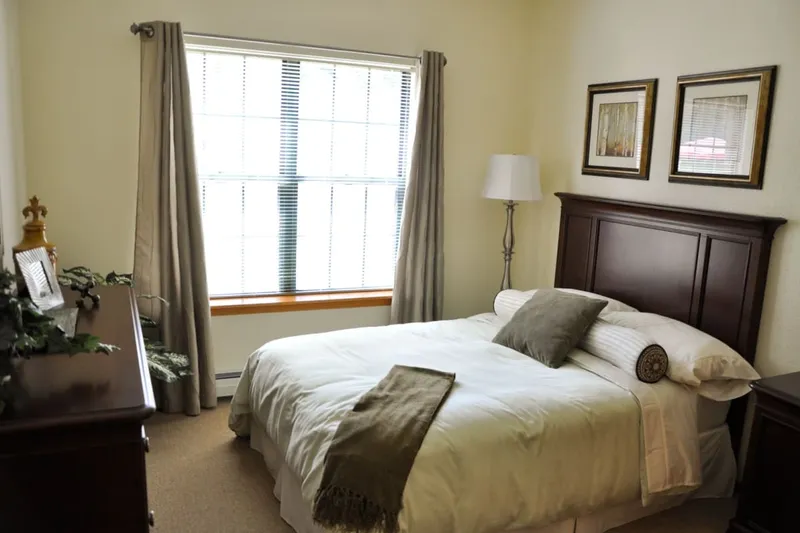 Charter Senior Living of Madison photo 10