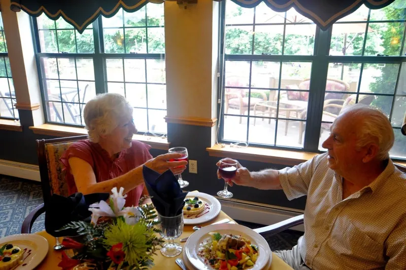 Charter Senior Living of Mequon photo 7