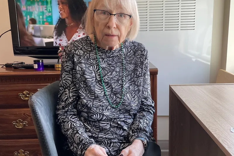 Charter Senior Living of Oak Openings photo 4