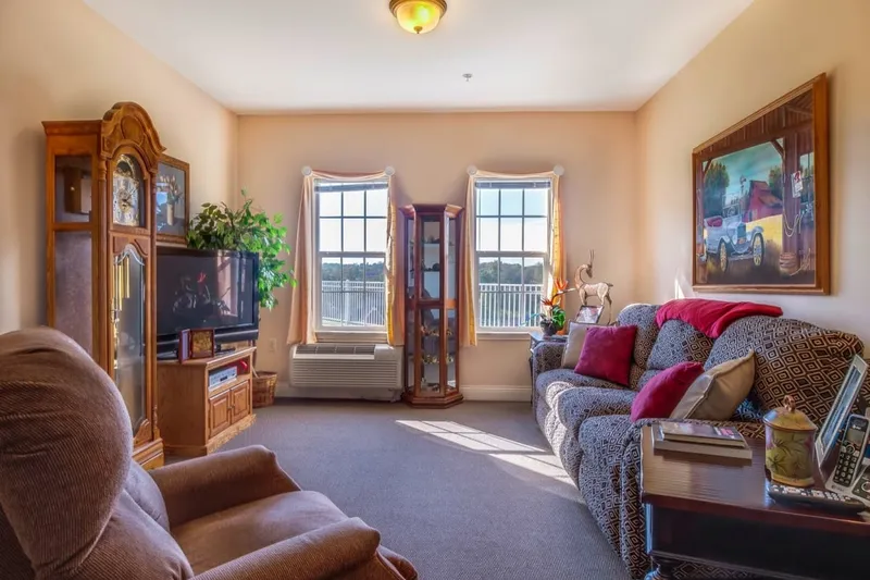 Charter Senior Living of Paris photo 5