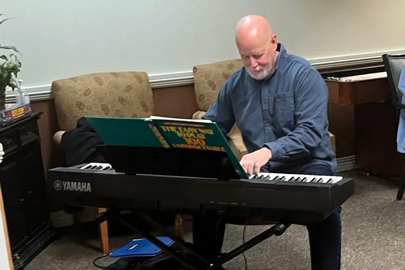 Charter Senior Living of Pekin photo 8