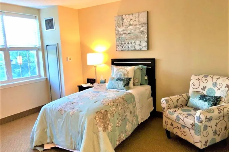 Charter Senior Living of Towson photo 6