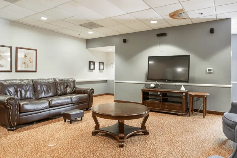 Charter Senior Living of Vinings photo 8