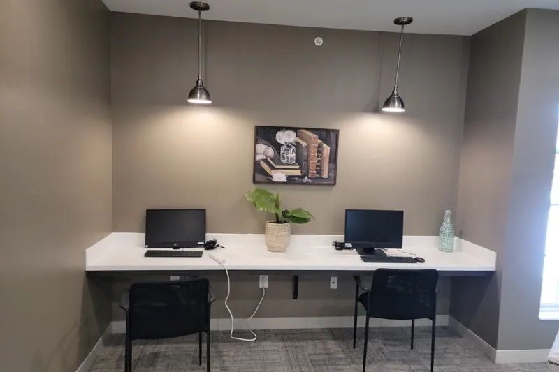 Charter Senior Living of White House photo 9