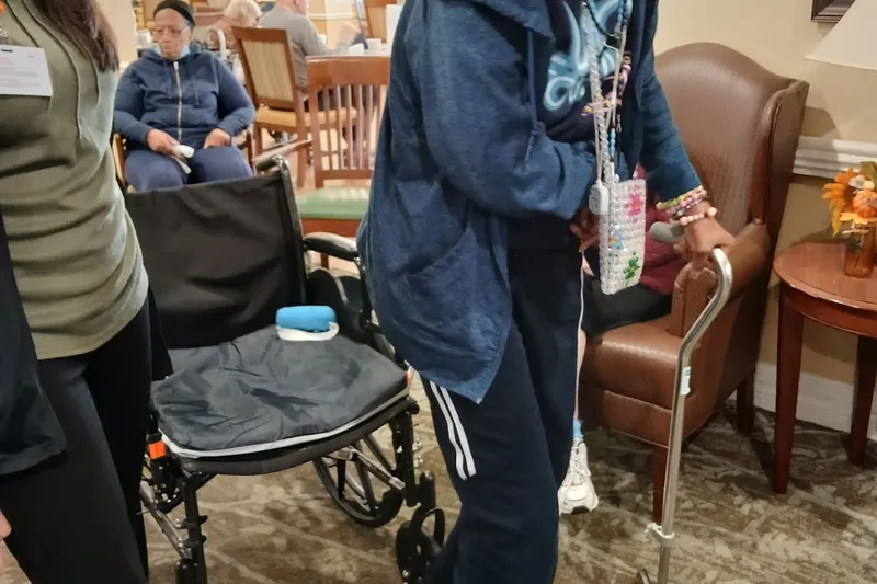 Charter Senior Living of Woodholme Crossing photo 5