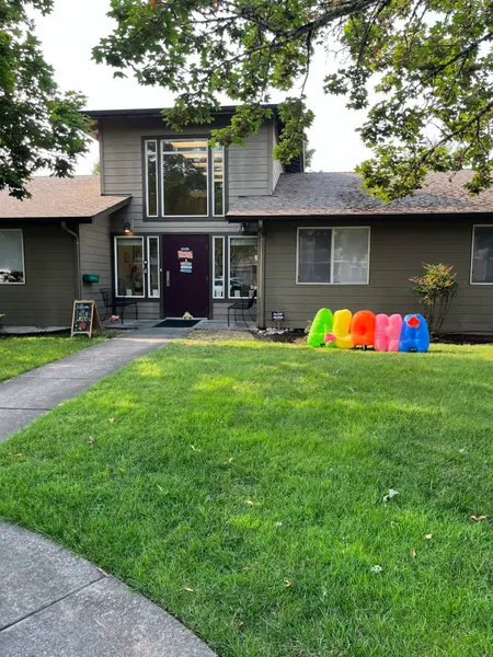 Chateau Gardens Memory Care photo 2