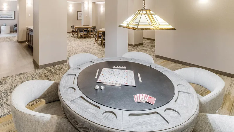 Chateau McKinney photo 9