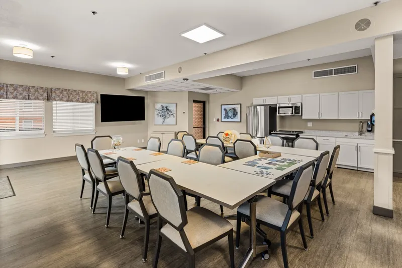 Chateau Ridgeland Sky Active Living - senior living in Ridgeland, Mississippi - photo 5