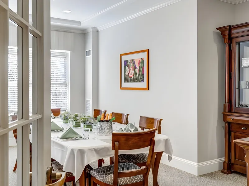 Chestnut Park at Cleveland Circle photo 9