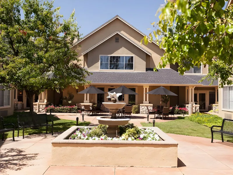 Claremont Place photo 3