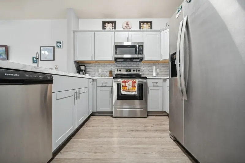 College View Manor photo 7