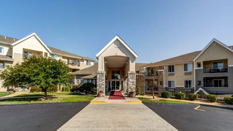 College View Manor photo 8