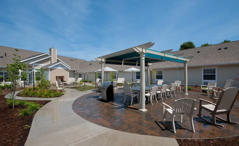 Colonial Courtyard at Clearfield photo 6