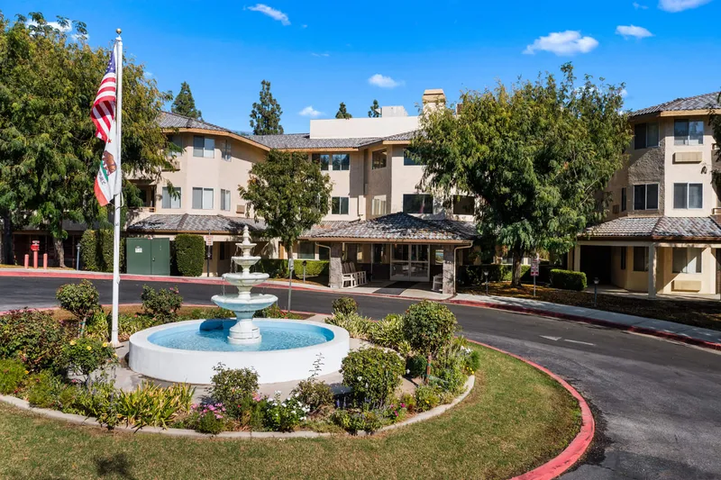 Columbus Estates Senior Living photo 3