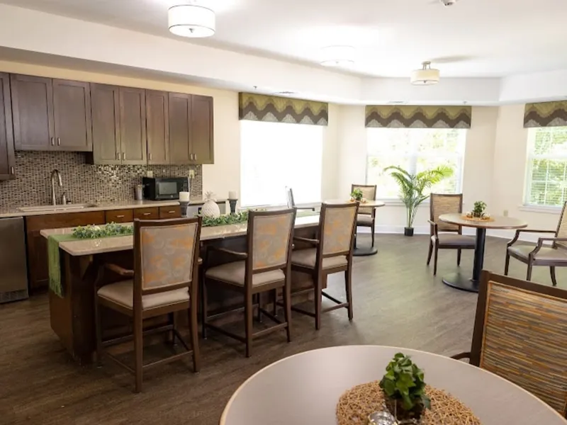 Commonwealth Senior Living at the West End photo 4