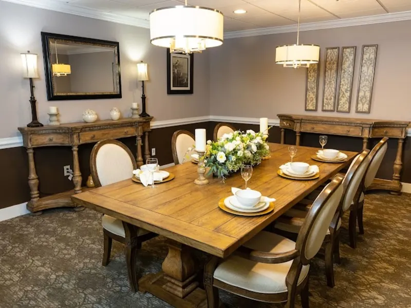 Commonwealth Senior Living at the West End photo 5