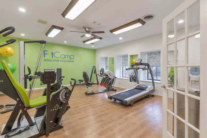 Country Club At Woodland Hills photo 5