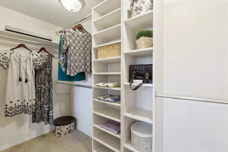 Country Club At Woodland Hills photo 9