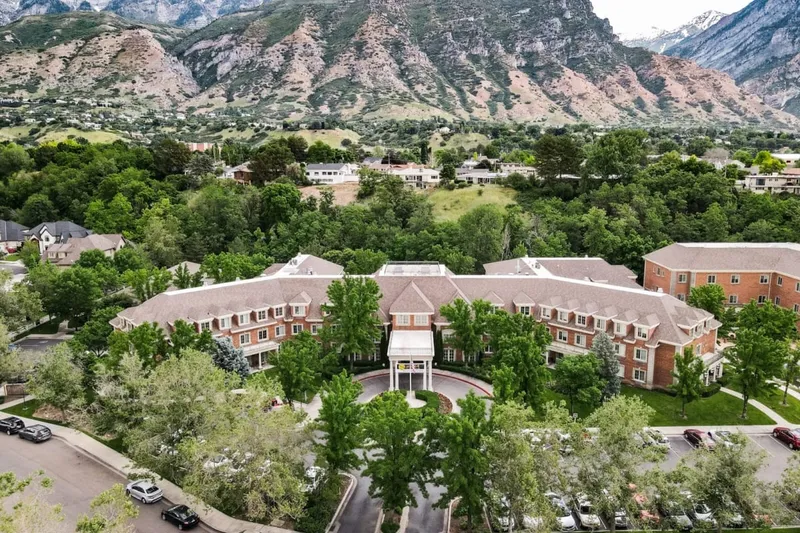 Courtyard at Jamestown Assisted & Senior Living photo 2